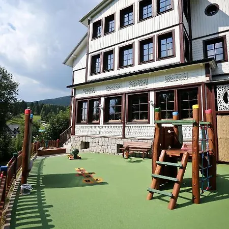 Hotell Start Špindlerŭv Mlýn